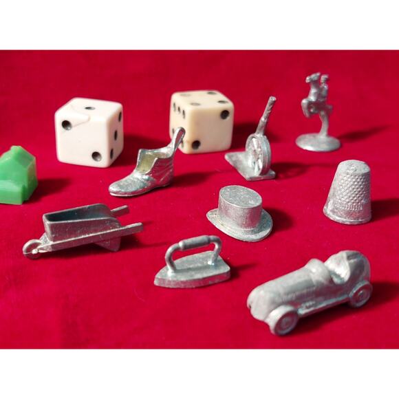 Monopoly Replacement Pieces including 24 Hotels - 48 Houses - 2 Dice - 8 Tokens - Picture 13 of 16